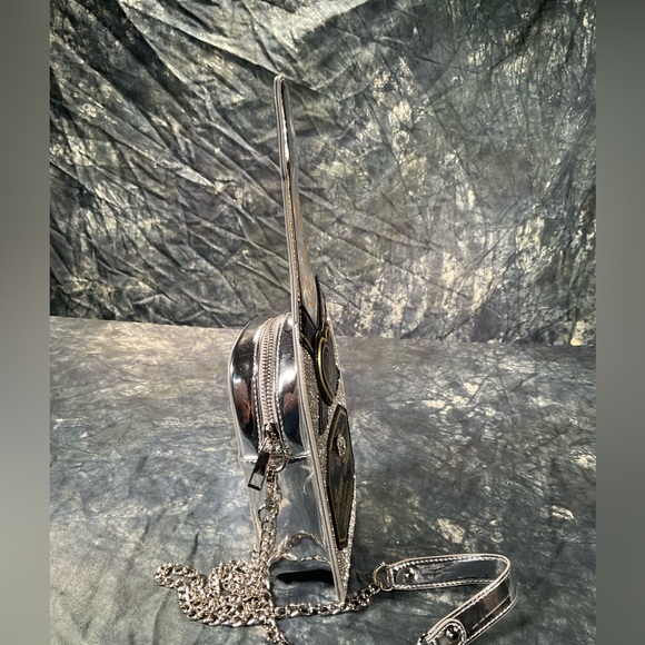Silver champagne bottle shoulder strap purse. - Picture 3 of 5